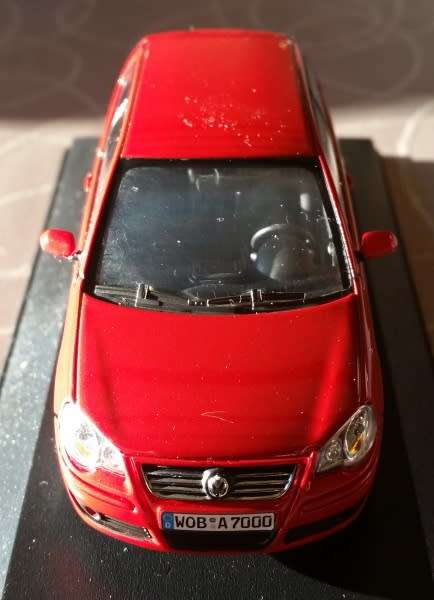 Volkswagen Polo 2005 red 1/43 Minichamps NEW in Dealer-Box  #5446 instant wheels