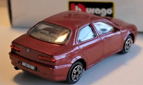 Alfa Romeo 156 1998 red 1/43 Bburago NEW+reblistered  #5629 instant wheels