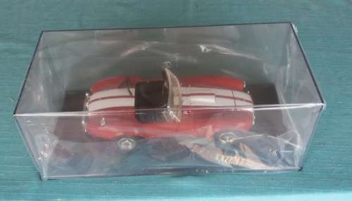 Shelby Cobra 427 S/C 1980 red+white 1/18 Ertl NEW+showcased  #8006 instant wheels
