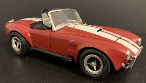 Shelby Cobra 427 S/C 1980 red+white 1/18 Ertl NEW+showcased  #8006 instant wheels
