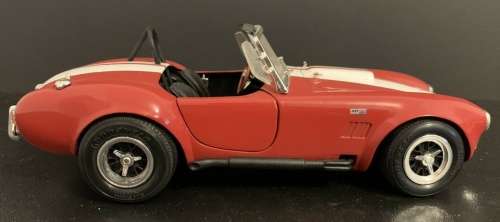 Shelby Cobra 427 S/C 1980 red+white 1/18 Ertl NEW+showcased  #8006 instant wheels