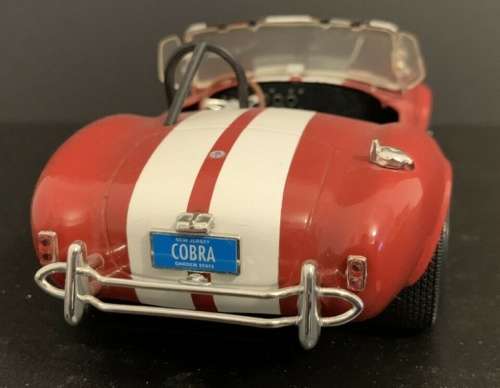 Shelby Cobra 427 S/C 1980 red+white 1/18 Ertl NEW+showcased  #8006 instant wheels