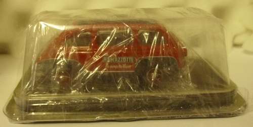 FIAT 600 Multipla 1960 Ramazotti red 1/43 Brumm NEW+reblistered  #5689 instant wheels
