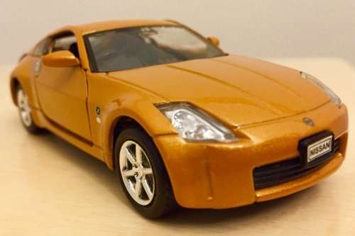 Nissan Fairlady Z 2003 orange-met 1/36 Welly NEWinBlister #3604 instant wheels