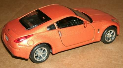 Nissan Fairlady Z 2003 orange-met 1/36 Welly NEWinBlister #3604 instant wheels