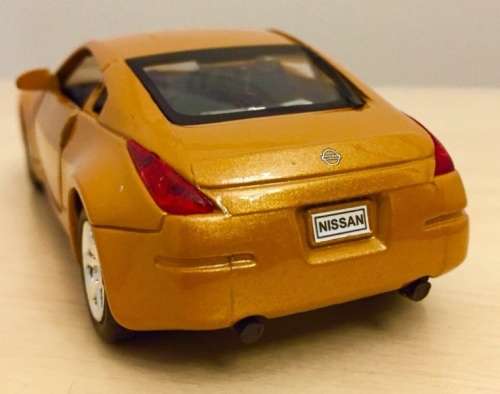 Nissan Fairlady Z 2003 orange-met 1/36 Welly NEWinBlister #3604 instant wheels