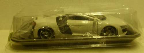 Audi R8 V10 2014 white 1/24 Welly NEW+reblistered  #2304 instant wheels