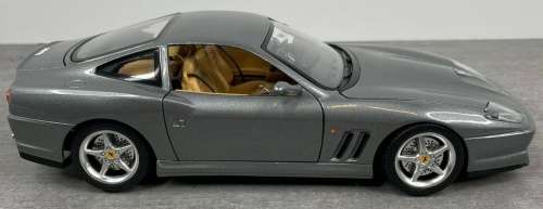 Ferrari 550 Maranello 1996 grey-metallic 1:18 Bburago/Italia  NEW+re-boxed #8037 instant wheels