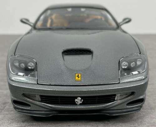 Ferrari 550 Maranello 1996 grey-metallic 1:18 Bburago/Italia  NEW+re-boxed #8037 instant wheels