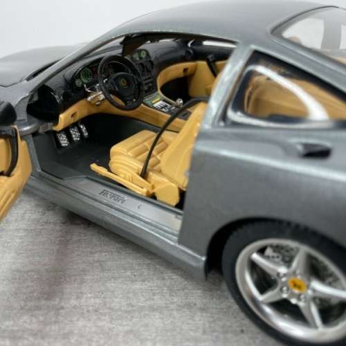 Ferrari 550 Maranello 1996 grey-metallic 1:18 Bburago/Italia  NEW+re-boxed #8037 instant wheels