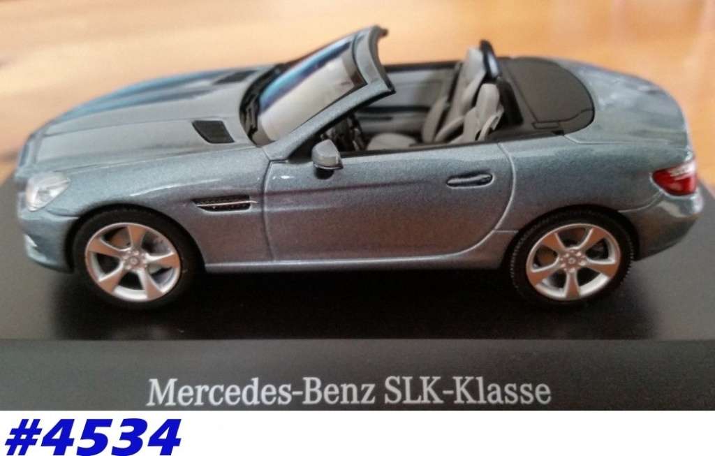 Mercedes-Benz SLK (R172) 2015 grey-met 1/43 Schuco NEW+boxed  #4534 instant wheels