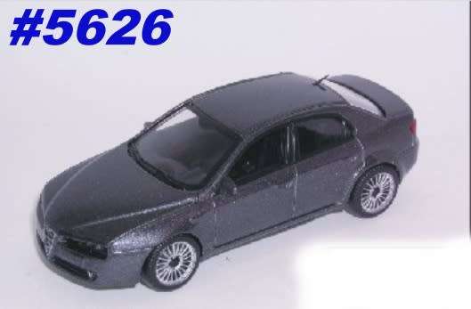 Alfa Romeo Alfa GT 2003 grey-metallic 1/43 Bburago NEW+reblistered  #5626 instant wheels