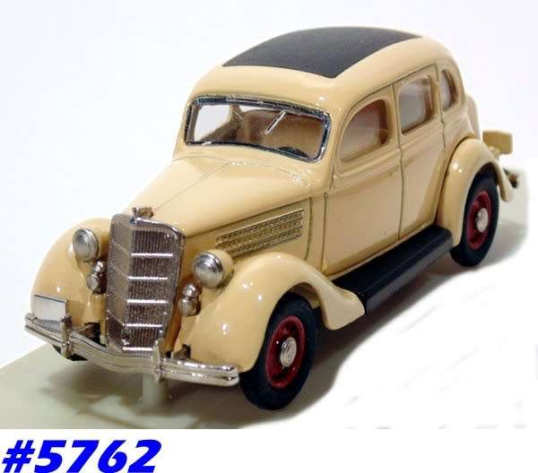 Ford V8 Fordor Sedan 1935 beige 1/43 RexToys NEW+reblistered #5762 instant wheels
