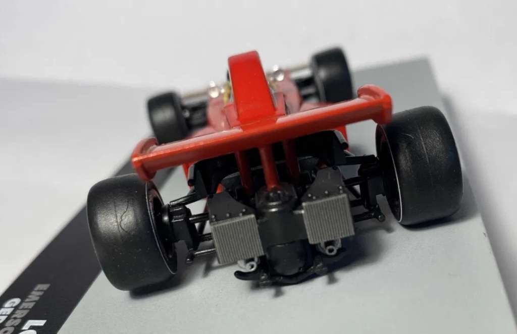 Lotus 72D F1 no.8 1971 Emerson Fittipaldi 1/43 IXO NEW+boxed #6101 instant wheels