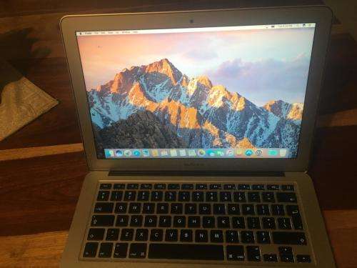 $$$$BARGAIN$$$$ Macbook Air 13 8gb 128gb ssd