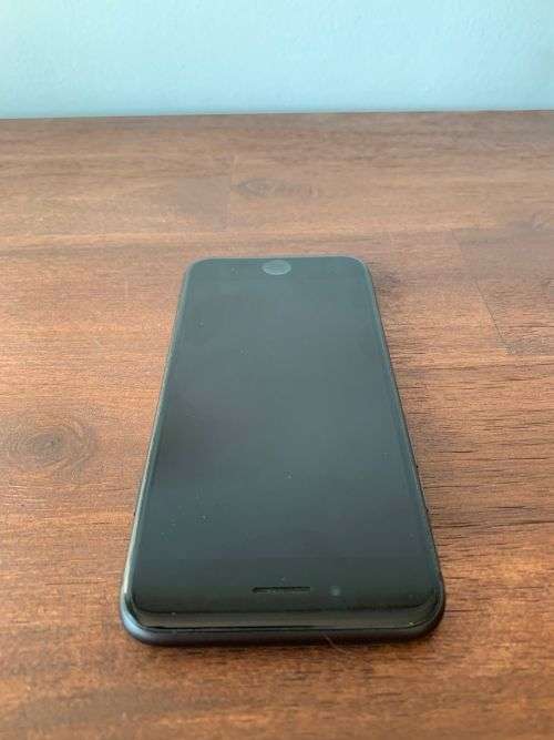 Iphone 8 64gb Refurbished 3 months warranty charger ,cover, tws airpods