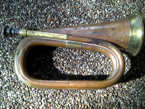 A very old Vintage Bugle!! See pics!!