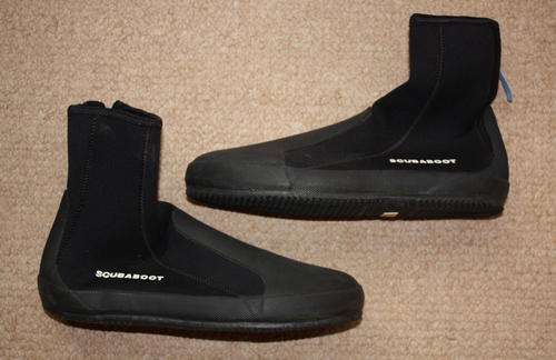 Scubaboot - Pair of Boots (Black)