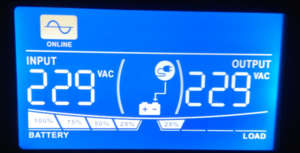 Mecer Lobo 2400VA 1440W 24V Inverter - 2 Batteries Required