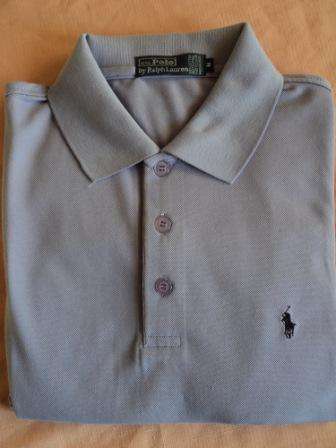 PoloT-Shirt (Medium)