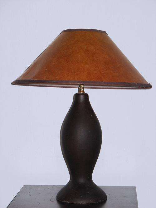 Pair brown table lamps