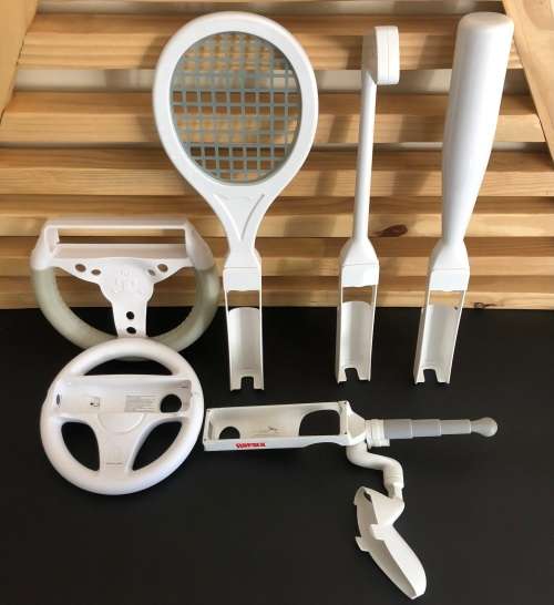 Nintendo Wii Console Game & Accessory Bundle