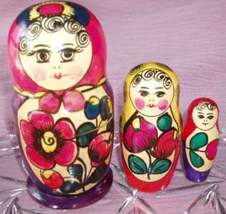 OLD  SET OF 3 BABUSHKS DOLLS