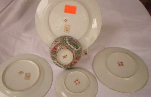 BEAUTIFUL  COLLECTABLE  ORIENTAL STAMPED SET OF PORCELAIN ITEMS