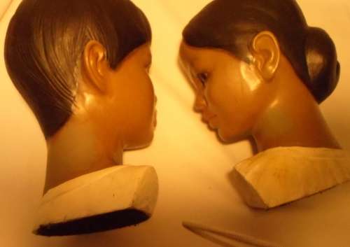 WOW !!!!!! BEAUTIFUL 1950,s VINTAGE LARGE BOY AND GIRL POLYNESIAN FIGURINES HEADS