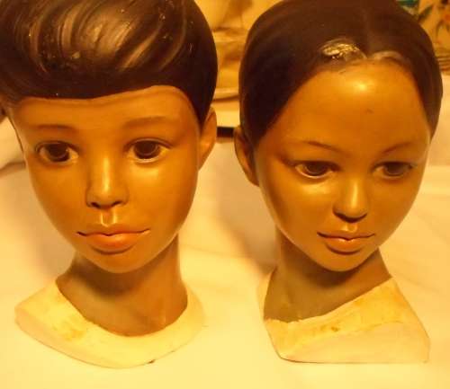 WOW !!!!!! BEAUTIFUL 1950,s VINTAGE LARGE BOY AND GIRL POLYNESIAN FIGURINES HEADS