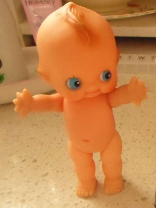 WwOW !!!!!! 2 KEWPIE DOLLS FOR THE DOLL COLLECTORS 17 AND 18 CM HIGH
