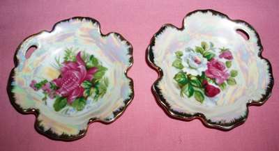 BEAUTIFUL COLLECTORS PIN TRAYS ROXY CHINS (HANDPAINTED)