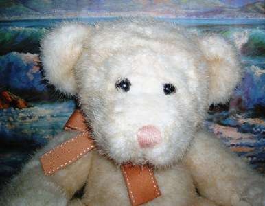 BEAUTIFUL RUSS BEARMY NAME IS IVANKA