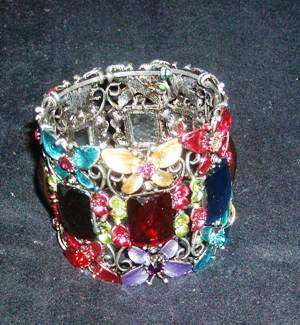 EXQUISITE CUFF BANGLE (NO WORDS TO DESCRIBE)