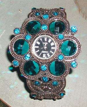 EXQUISITE INTRICATE DETAIL RHINESTONE LADIES BRACELET WATCH