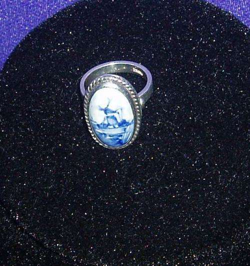 VINTAGE DELF SILVER RING