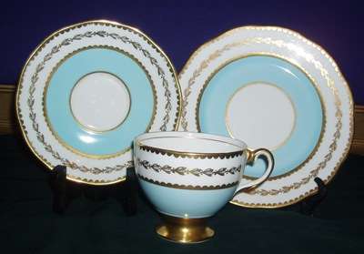 STUNNING (  SALISBURY ) TRIO ( ALL IN GOOD CONDITION )