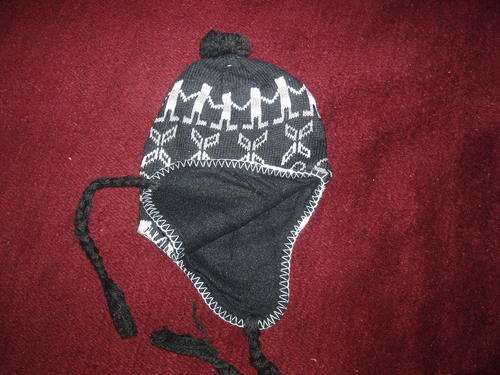 SUPER WARM NEPAL WOOL BEANIE WITH FLEECE PADDING INSIDE    ( BLACK) )