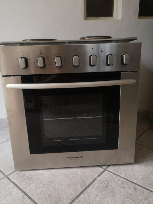 Kelvinator Hob and Oven 60cm