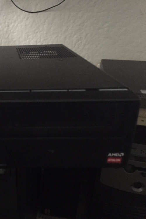 AMD Quad Core Athlon Radeon R3 Tower - Equivalent to i5\4th gen