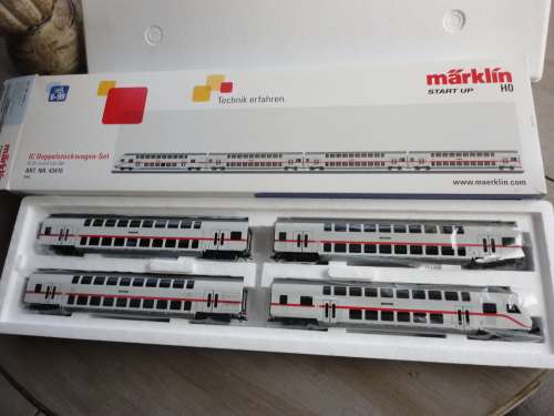 Marklin IC Locomotive and Coaches HO BR 146.5 Der DB AG  ART:36620 & 43476