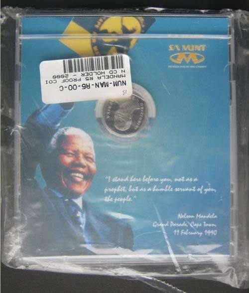 *** 2000 PROOF MANDELA R5 COIN IN CD CASE - GREAT CONDITION AS ISSUED ***