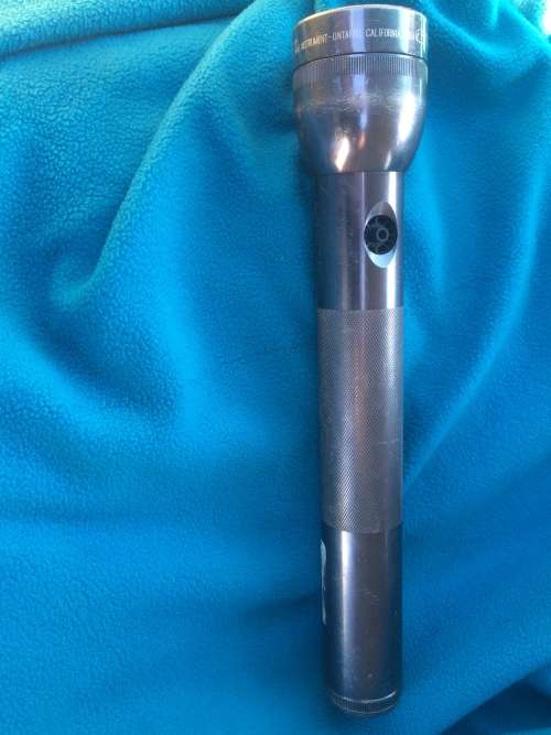 mag-lite 3d led torch