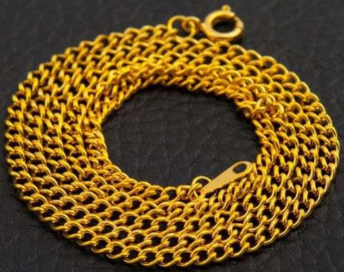Mens Stunning & Elegant 9K Yellow Gold Filled Cuban Link Chain  ( 52cm )