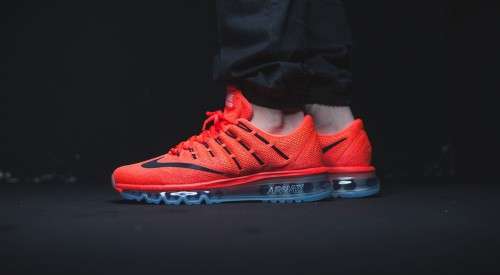 Mens Cool Orange  NIKE AIRMAX   ( UK 8.5 )  ( SA 8.5 )
