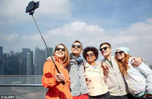 High Quality and Super Cool HAMEE Wireless Bluetooth Selfie Stick with Remote  ( BLACK )