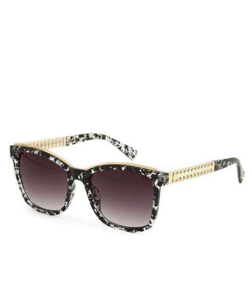 Ladies Stunning High Fashion  RAY BAN  Style Sunglasses