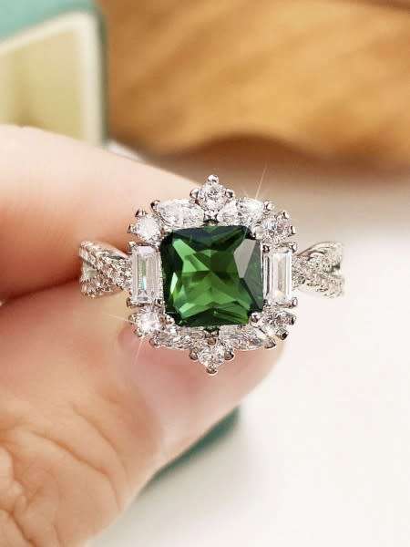 Stunning  Green Emerald & Rhinestone Silver Filled Ring