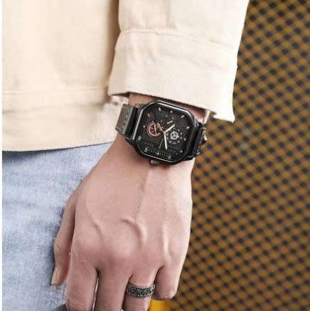 Mens Elegant & Eyecatching Square Dial Leather Band Watch