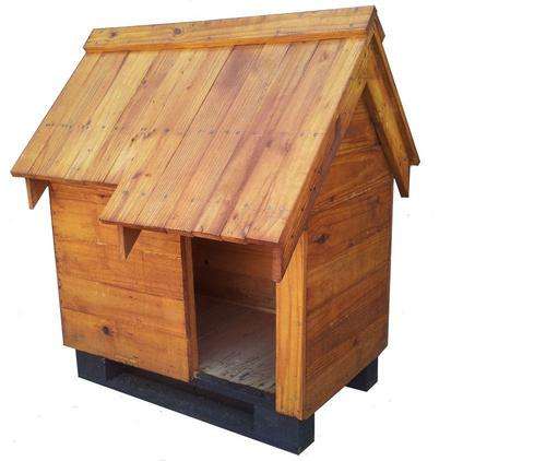 High Quality Wooden Kennel